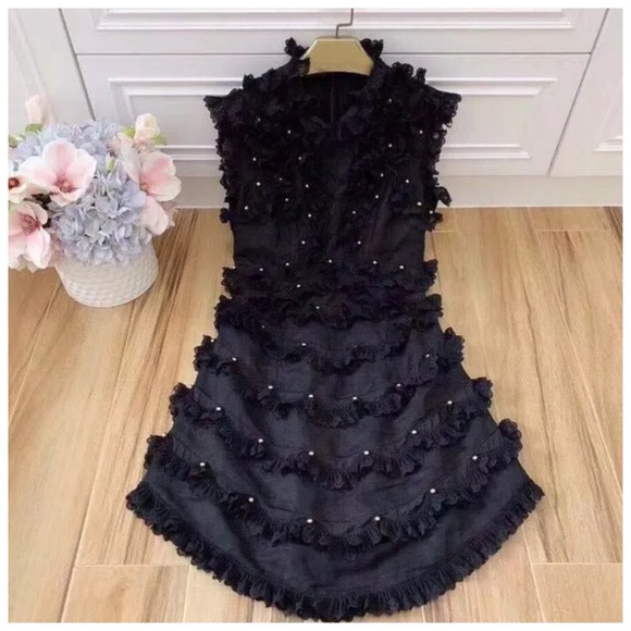 ❤️ The Winlynn Ruffle Hand Beaded Dress - Picture 4 of 8